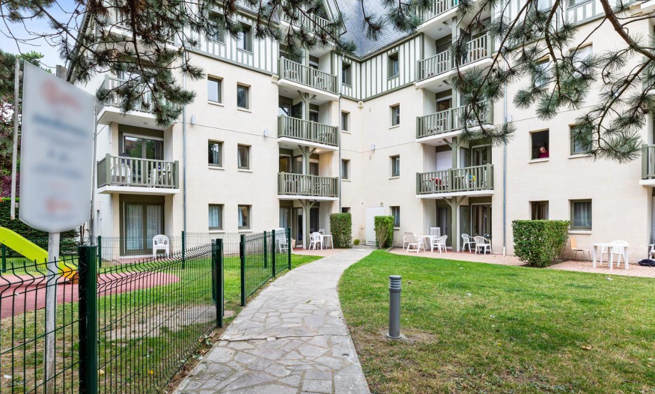 Residence Pierre & Vacances Les Embruns Deauville Exterior foto