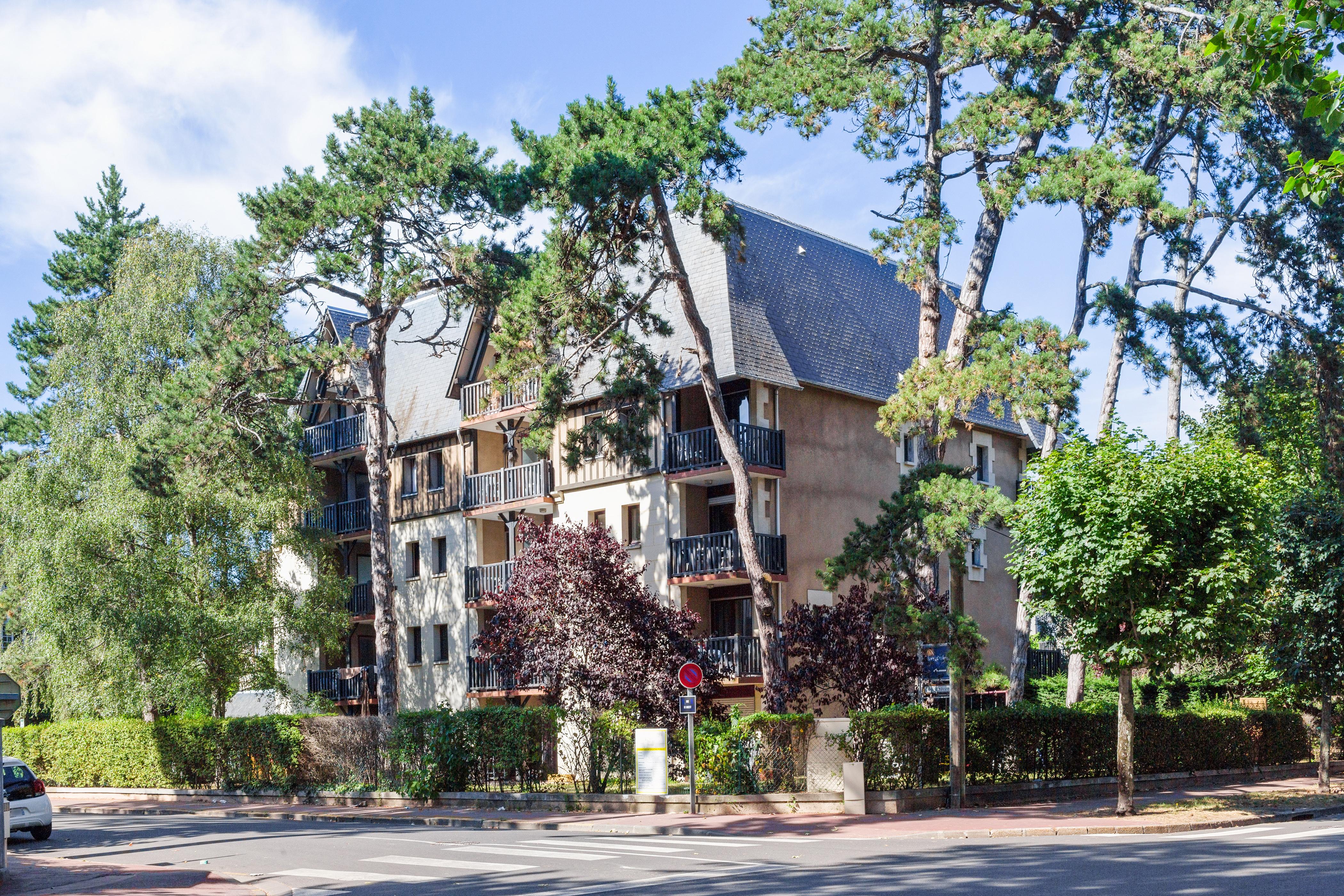 Residence Pierre & Vacances Les Embruns Deauville Exterior foto