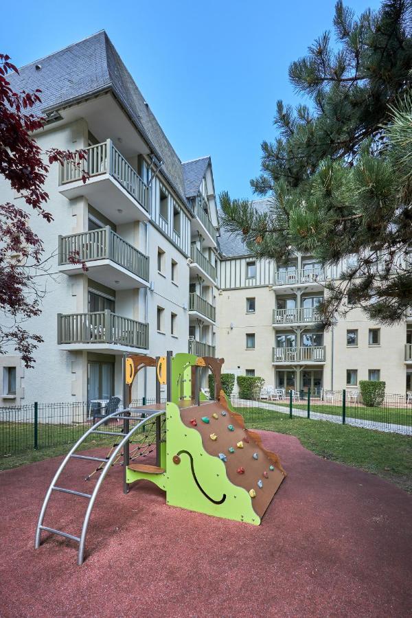 Residence Pierre & Vacances Les Embruns Deauville Exterior foto